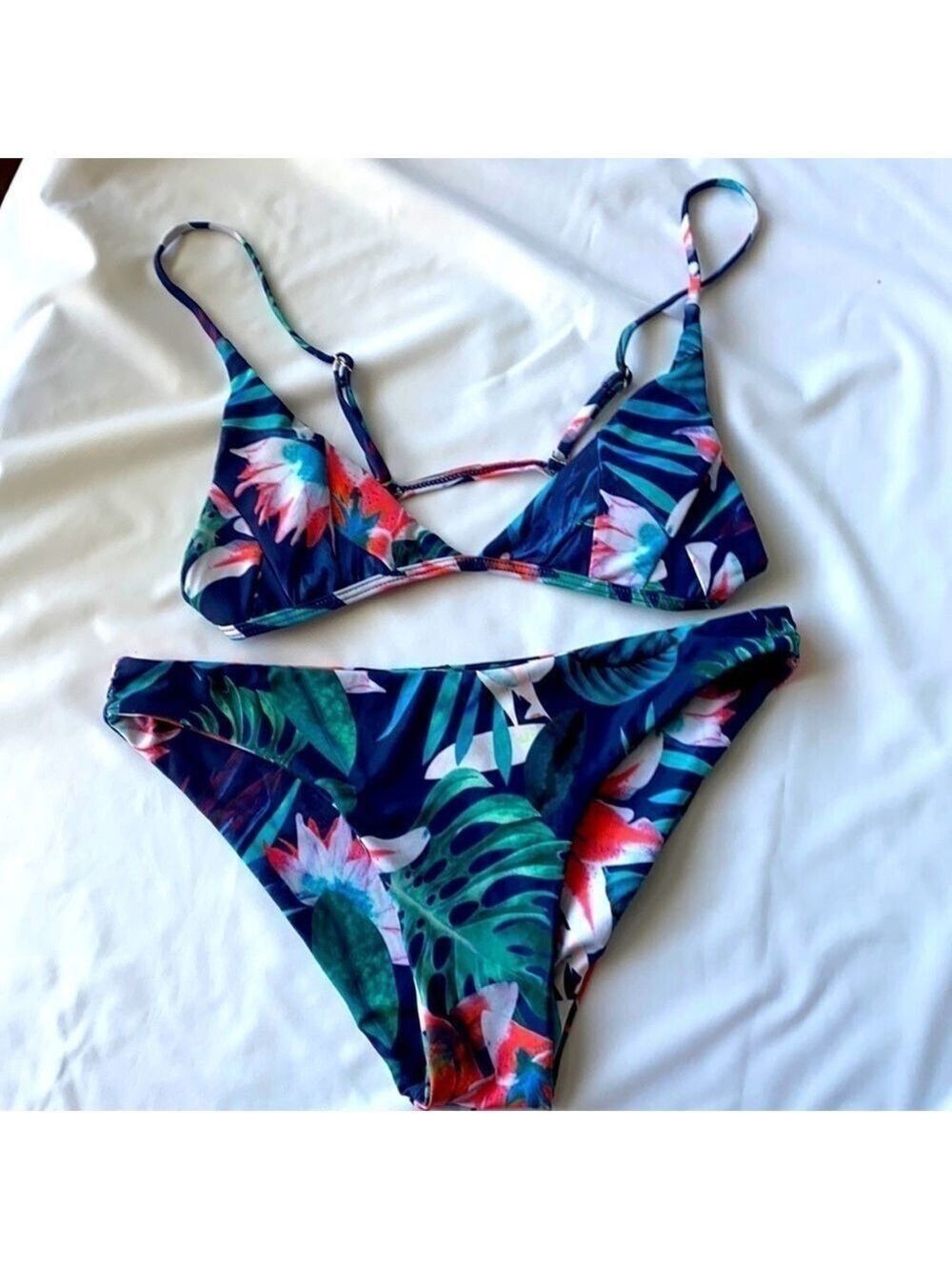 CUPSHE Tropical Floral Two Piece Bikini